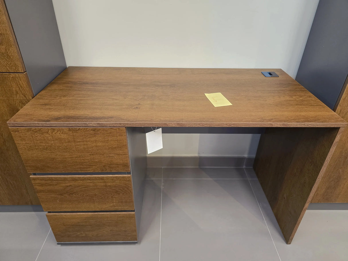 OFFICE TABLE 7012 (1200*600*750)(1set,1box)