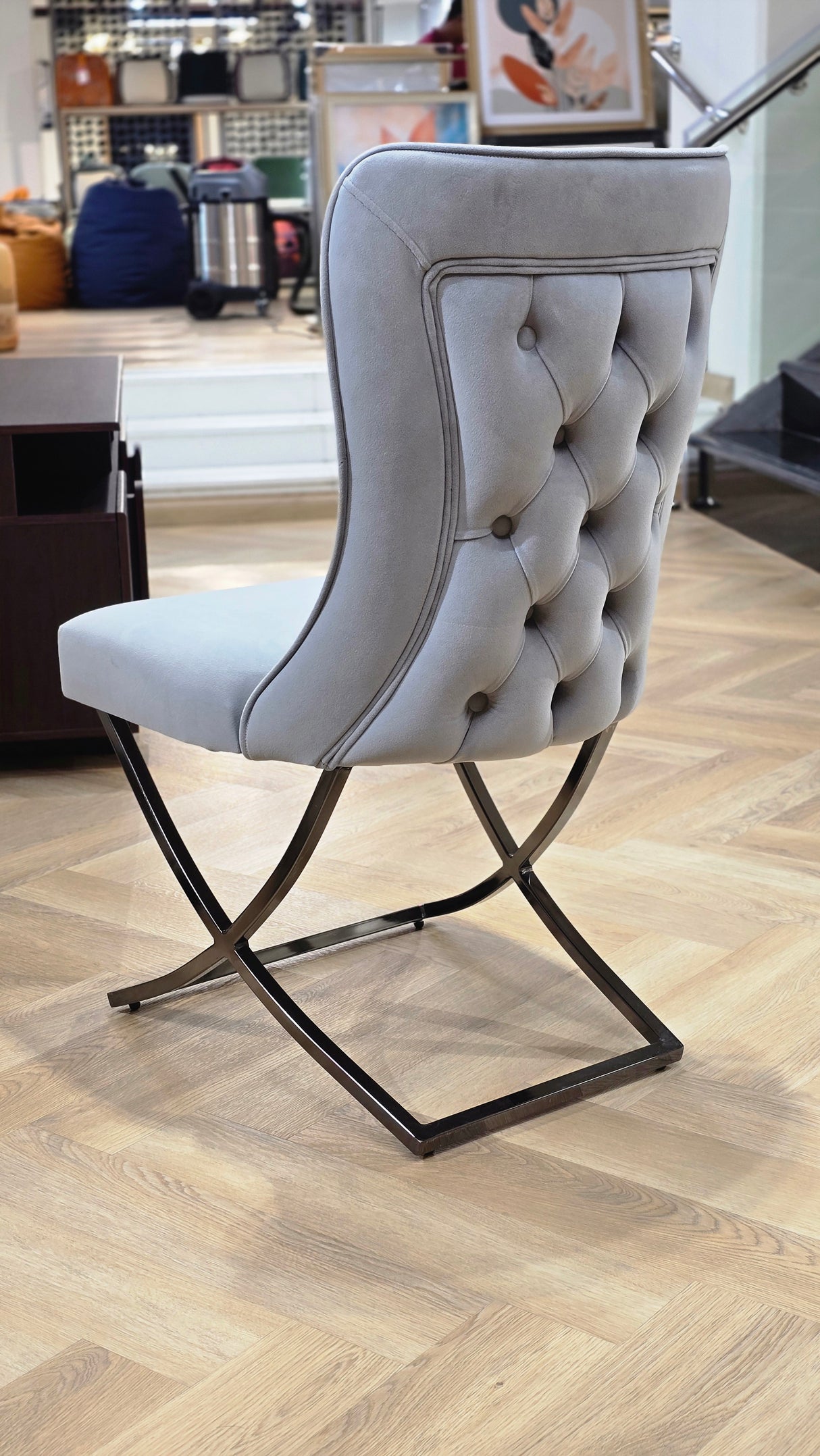 Nehir  Dining Chair