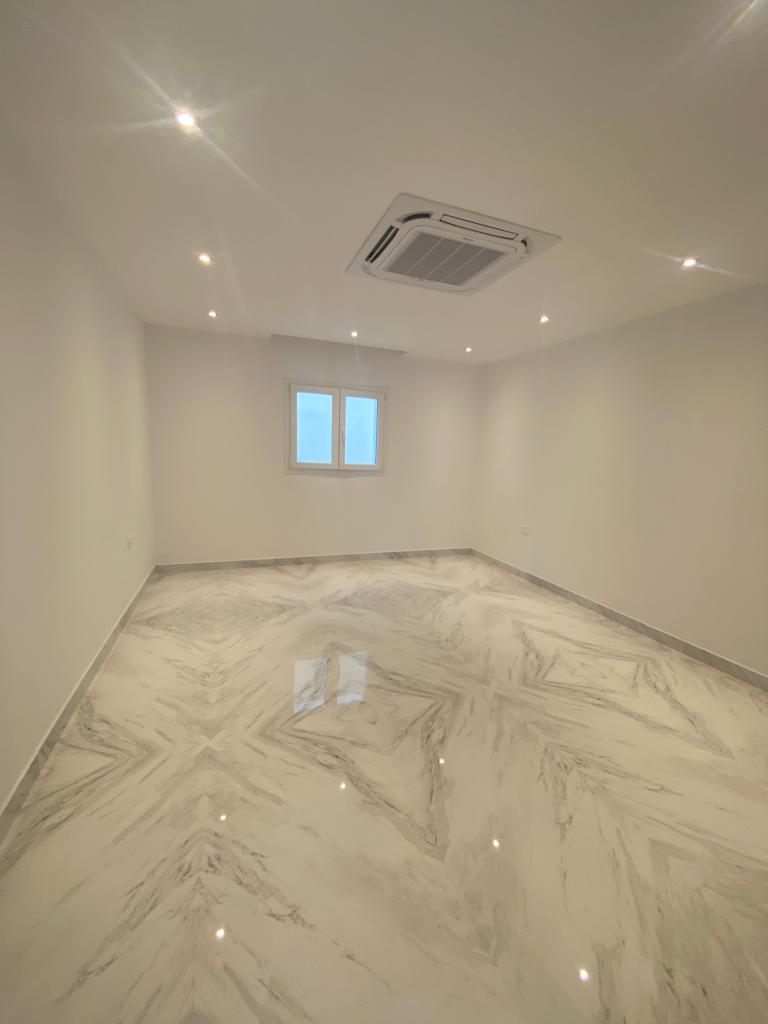 Carrara Face A Glossy Tile – 160×80 cm