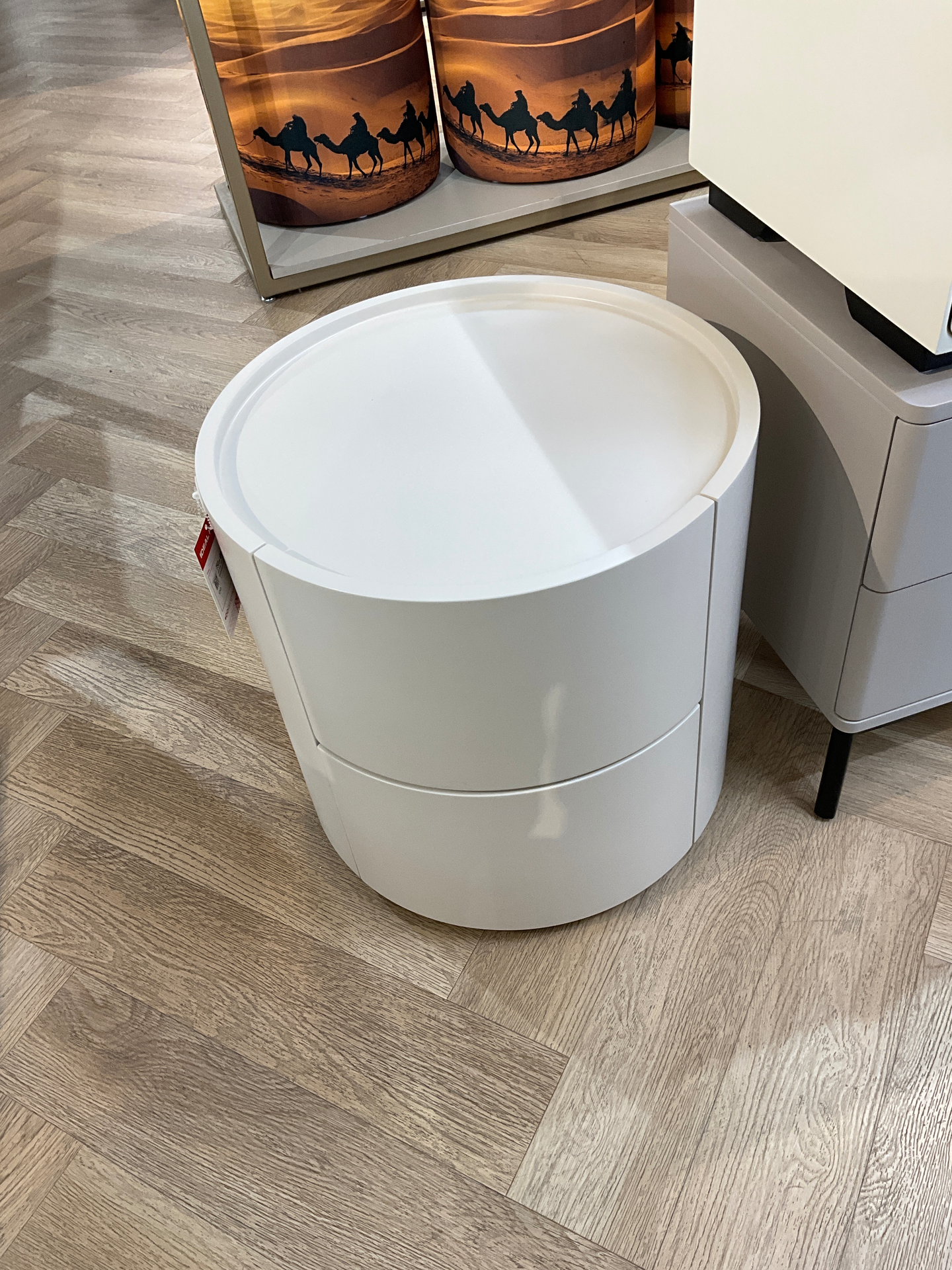 Side Table 228 (48.5 cm Cube)