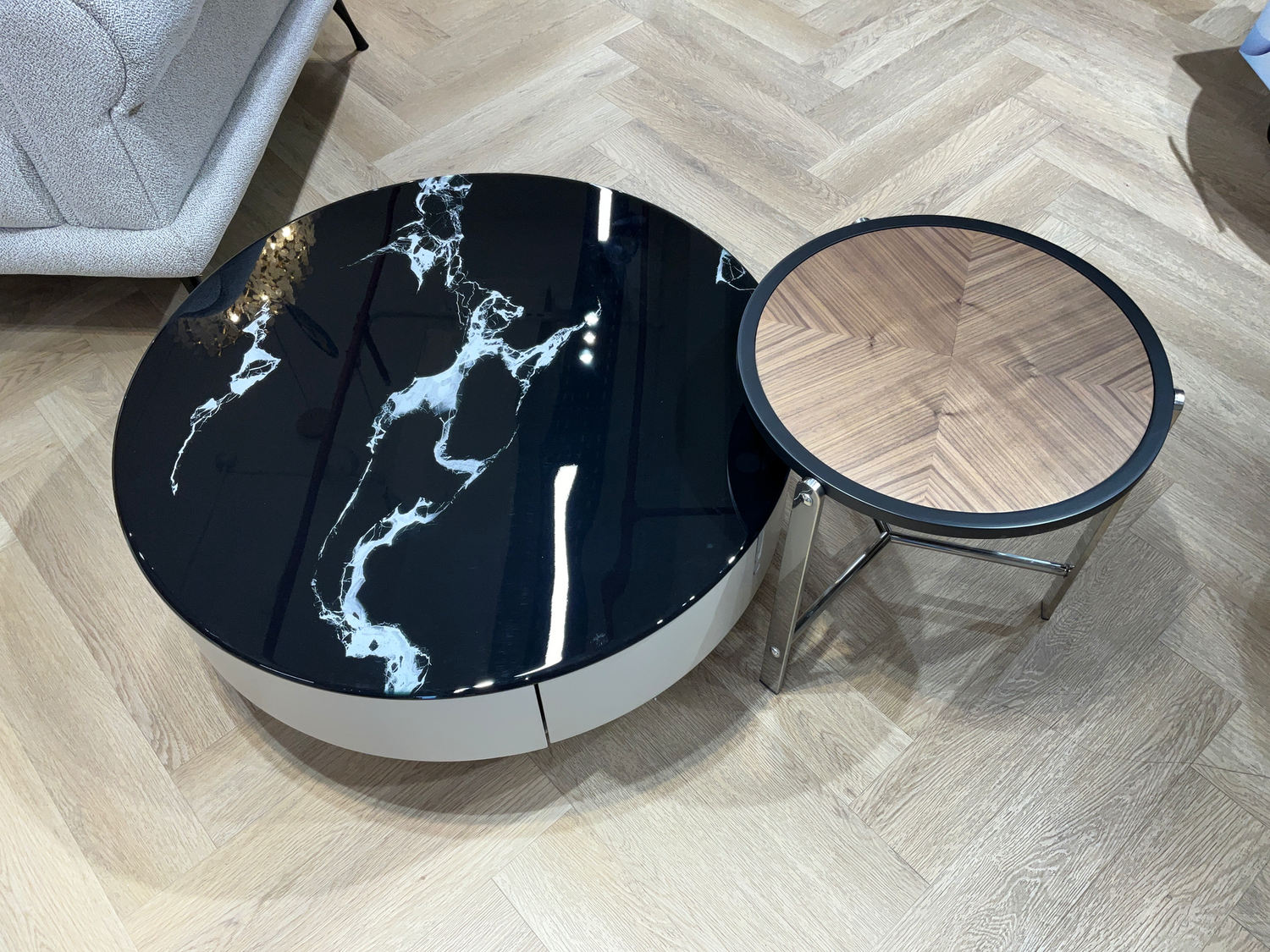 Tea Table 5301