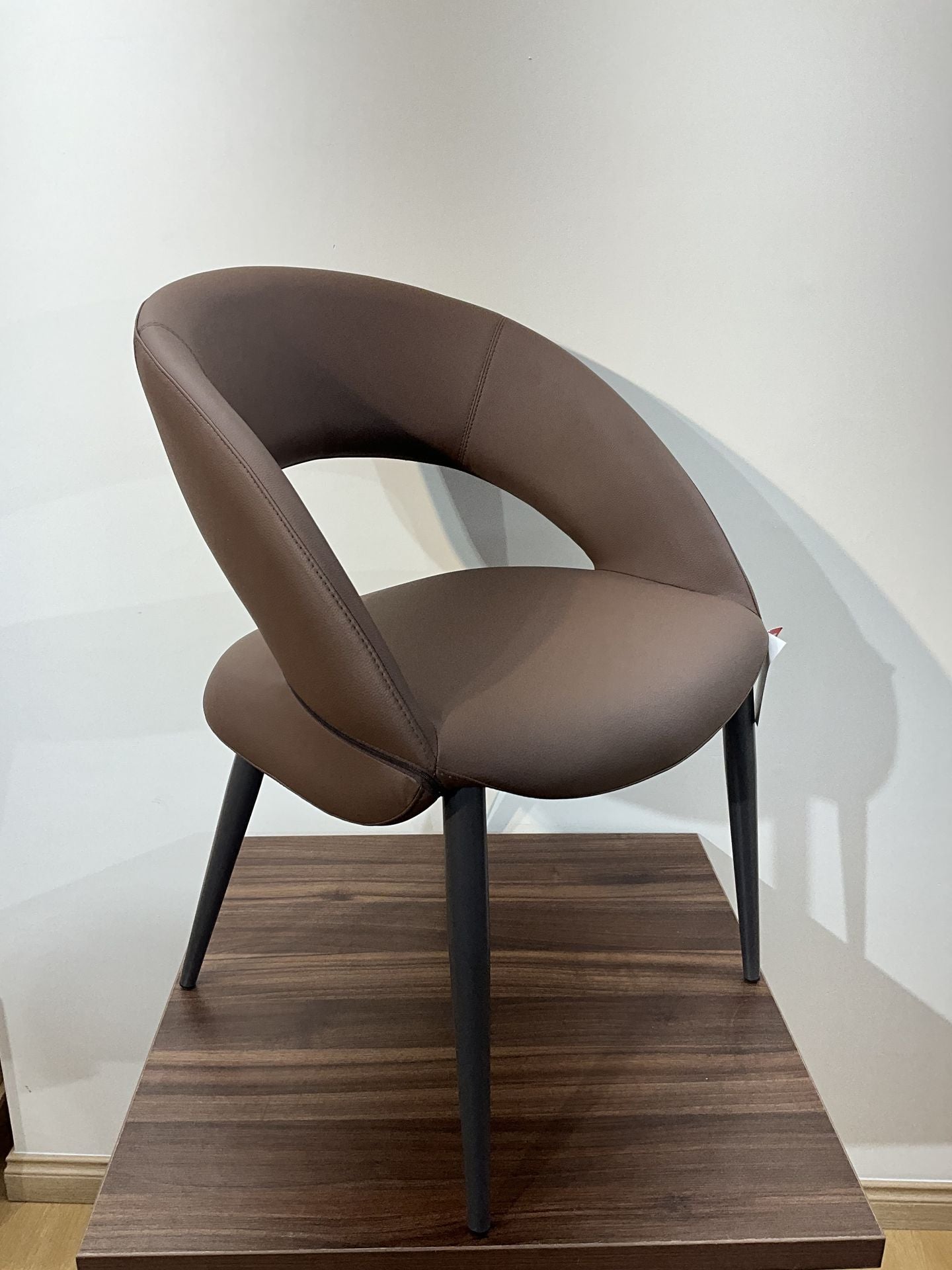 Dining chair  (Brown)