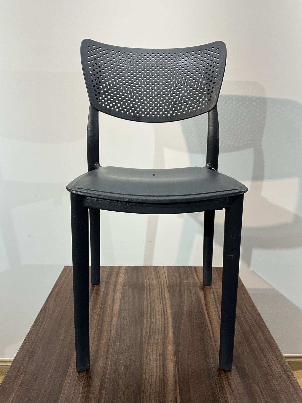 Bahar Chair