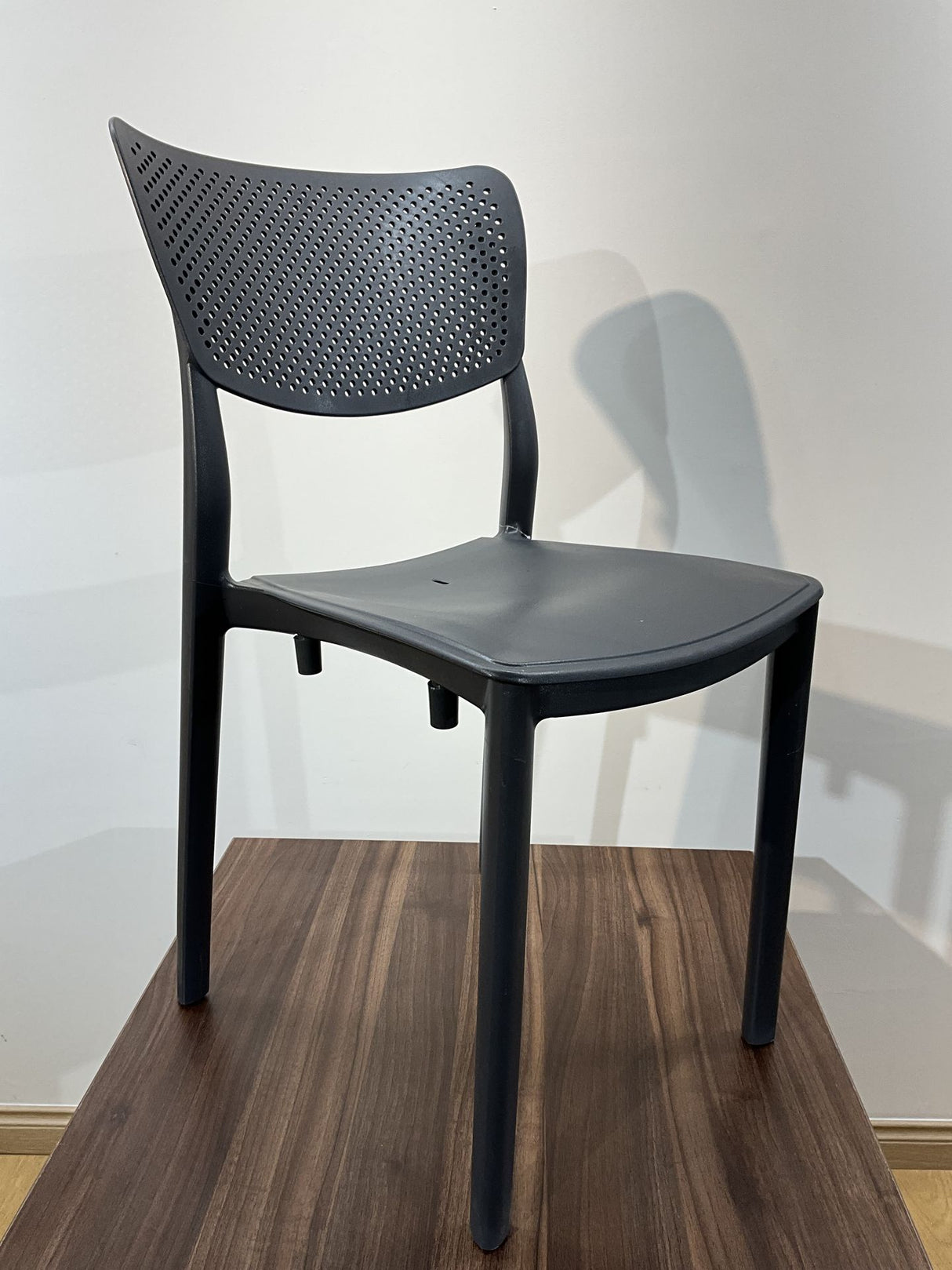 Bahar Chair