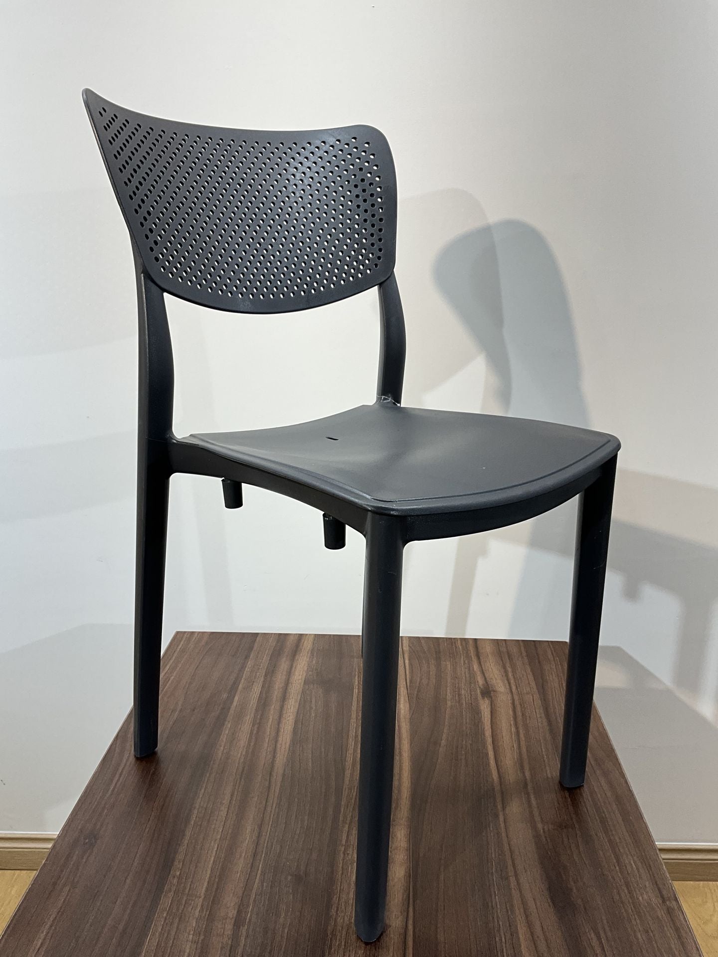 Bahar Chair
