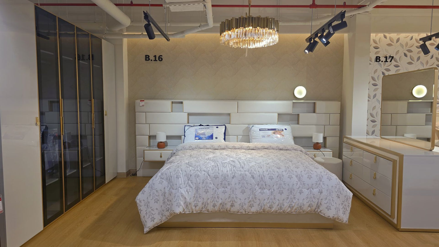 Bedroom set