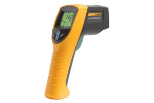 Fluke 561 Infrared and Contact Thermometer QATAR