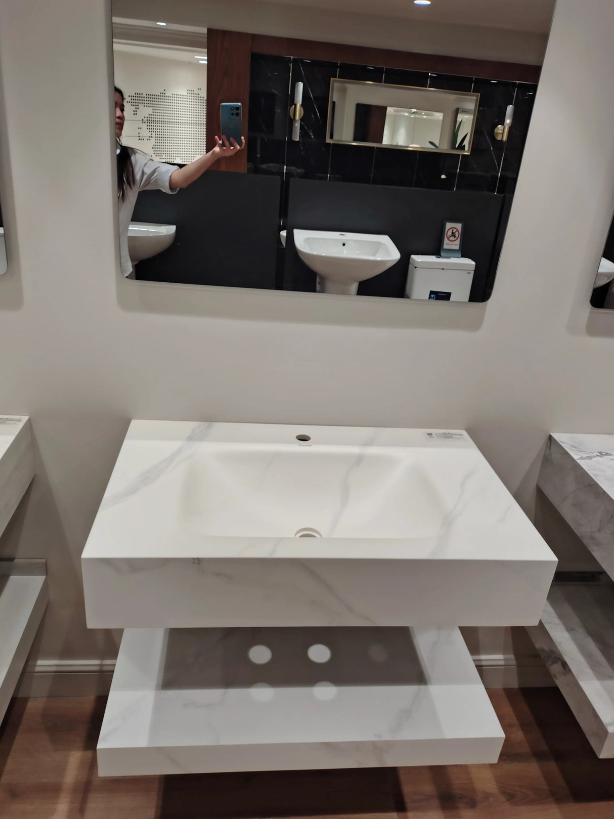 BF19-80 Hot Bend Vanity Cabinet with LED Mirror (Fish Belly White)