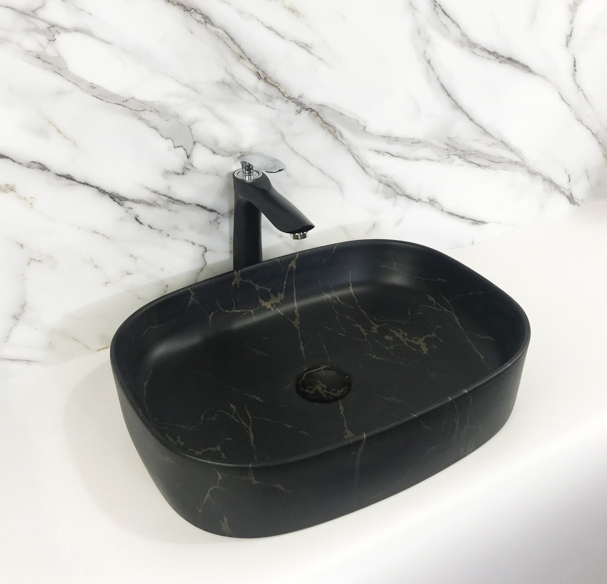 4200-64M Marble & Black Basin