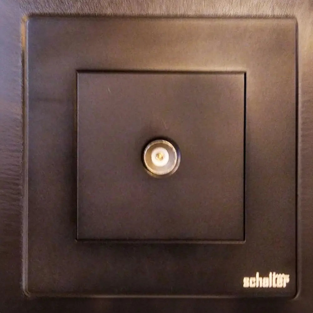 1 Gang Tv Socket Black 250v BoB Lights