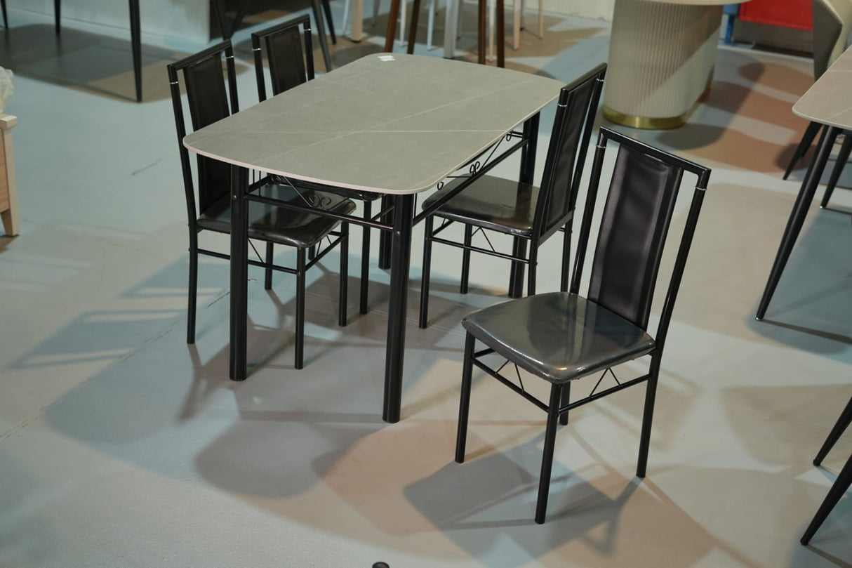 A36 4-Seater Dining Set – 130×70 cm