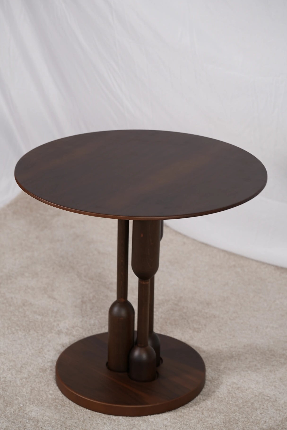 طاولة جانبية من سينا