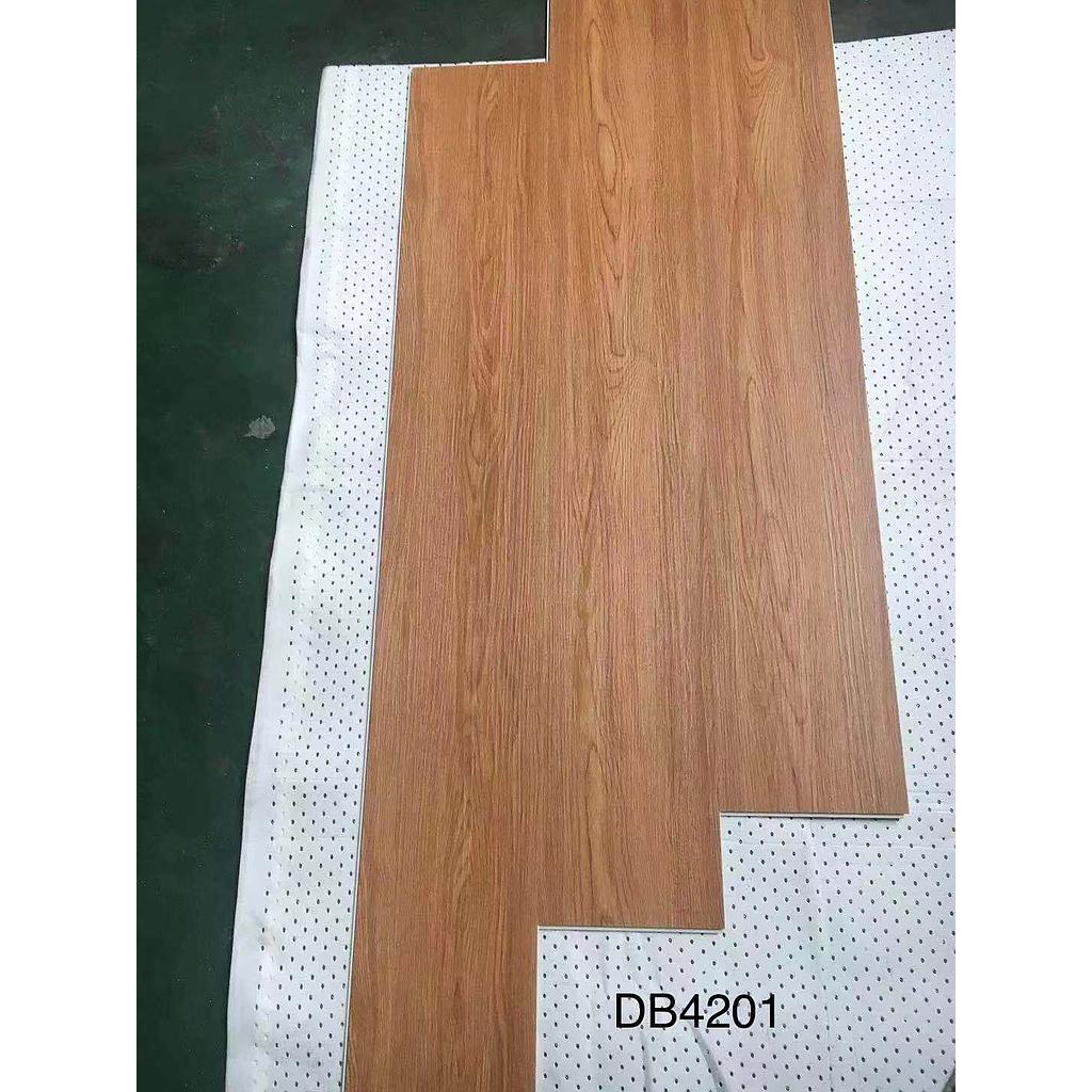 SPC Skirting DB4201 – 2400×100×15mm Classic Wood Look