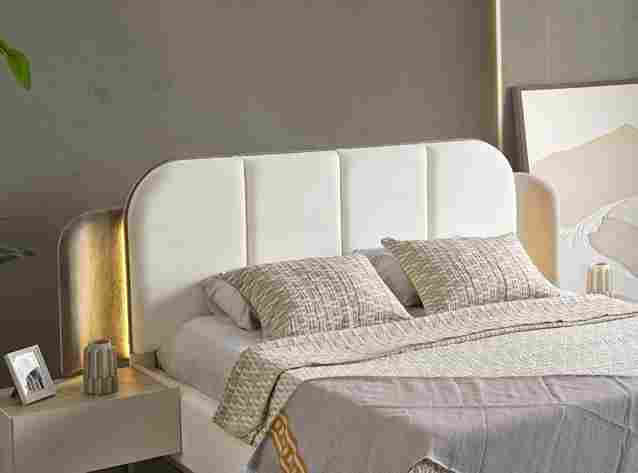 Viola Bedroom Set