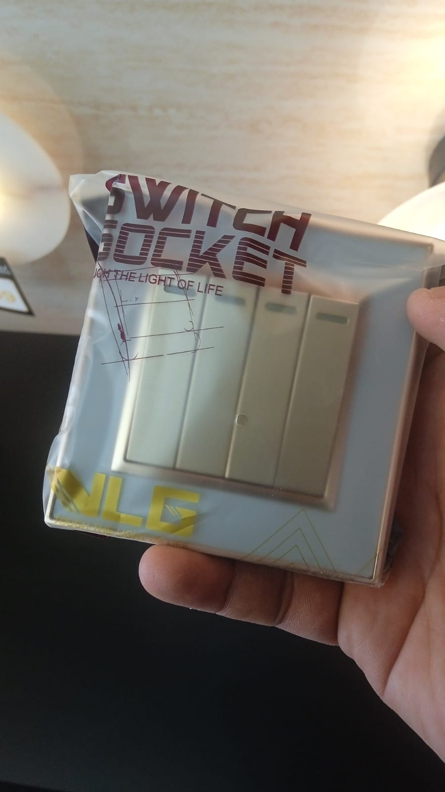 4 Gang Switch Glossy