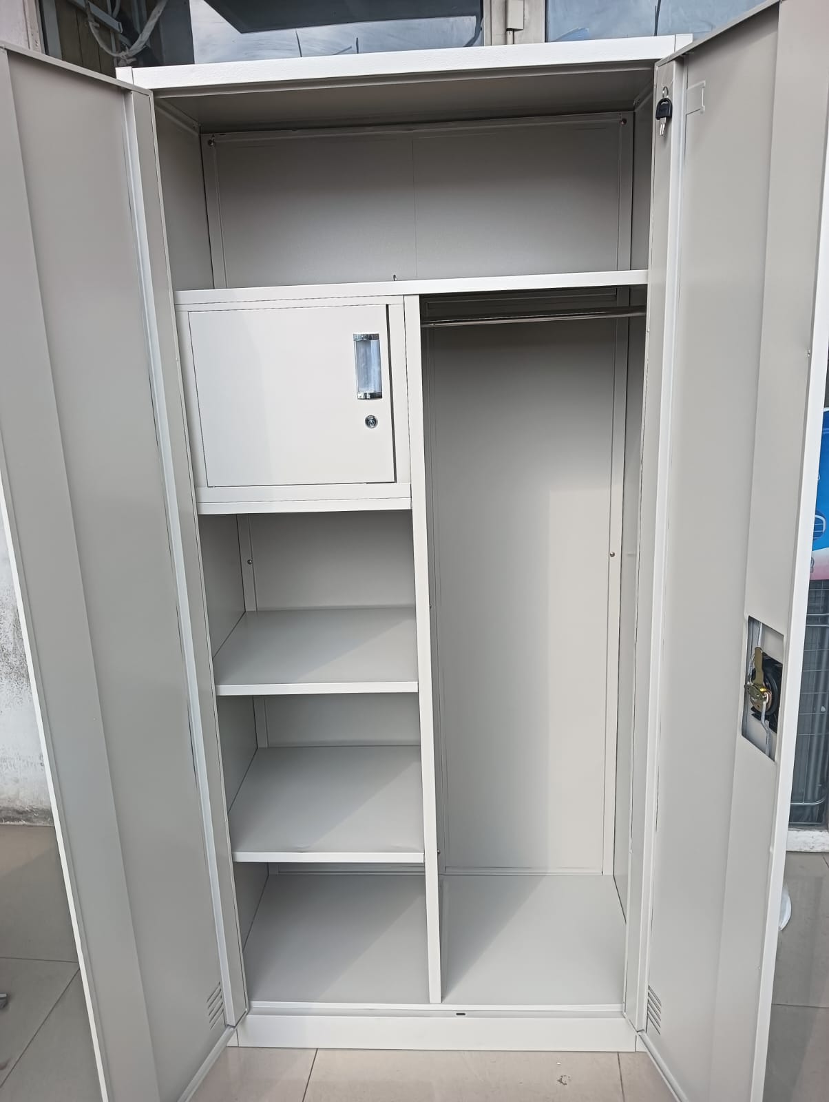 2 Door Wardrobe Cabinet