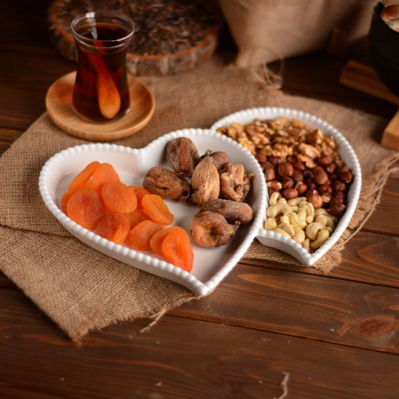Bambum Amorillo Heart Shaped Snack Tray