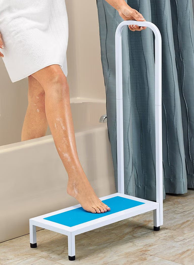 Bath Step with Handle