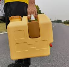 Outdoor Camping Water Tank With Sanitizer