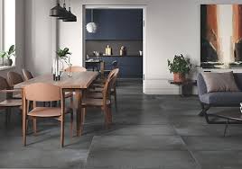 600*600 P.E. Slipstop Lecco Grafito Mate Rect. (4,1.41)