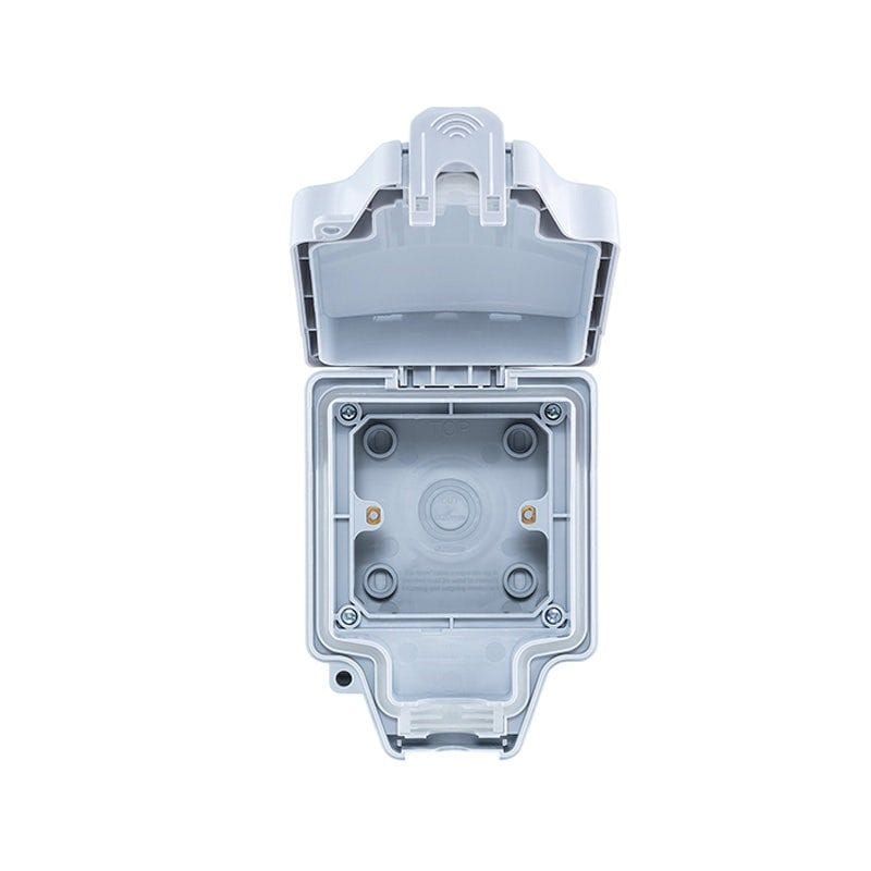 LEGRAND – Enclosure, BS, 1 Gang, IP66, 114x152x89mm, Not Equipped, Supplier Part Number: 684631 Qatar