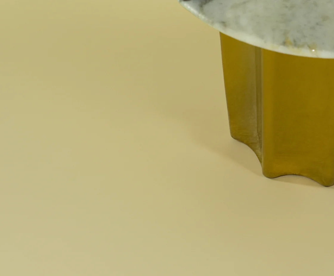 طاولة جانبية 2229