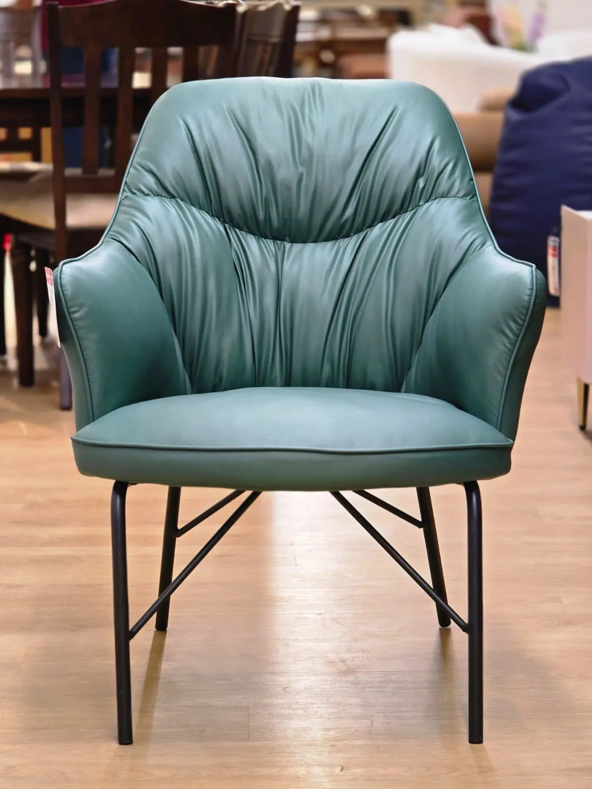 102 ARM CHAIR green