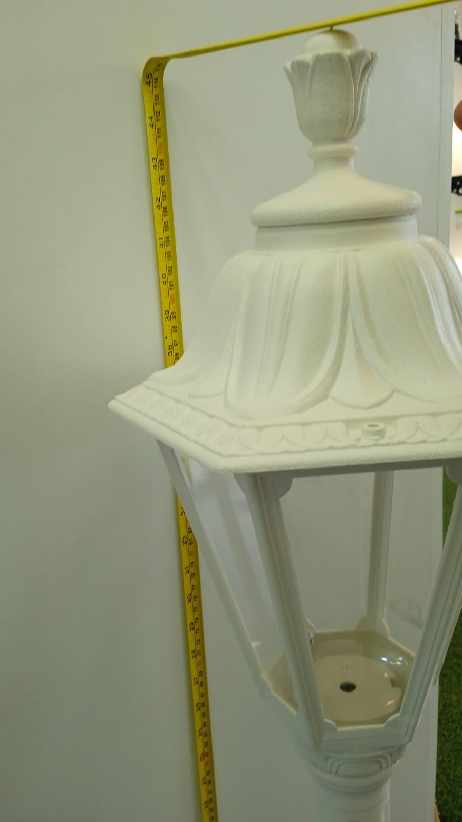 1M Stand White Light