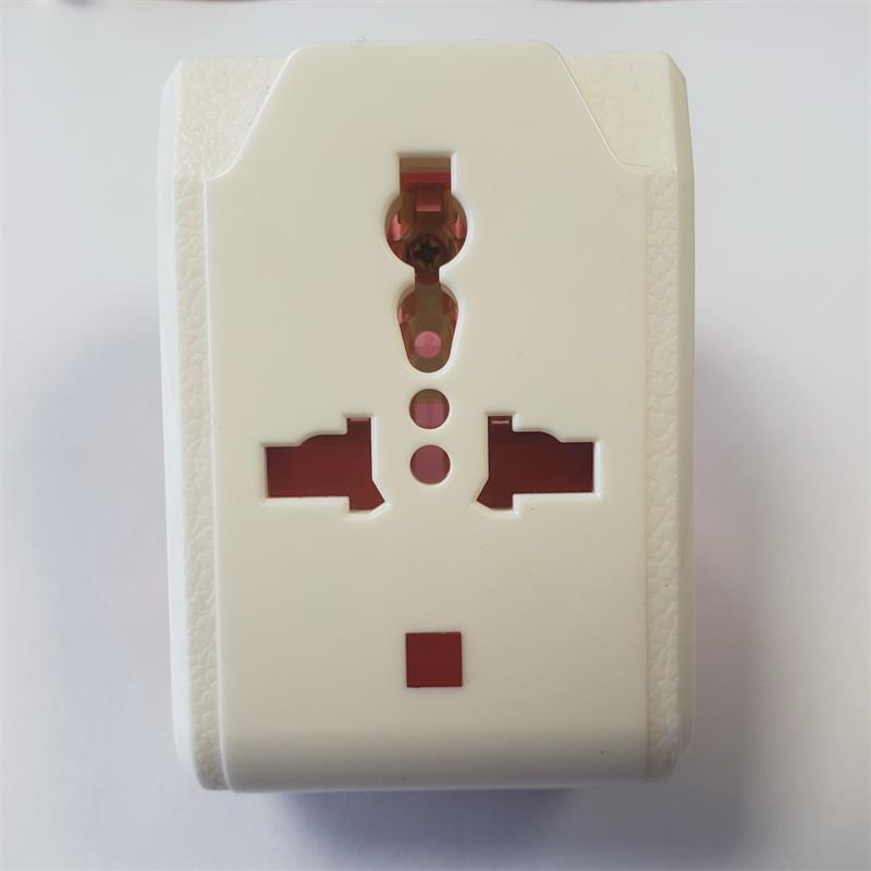 Q132 MODI 3-Way Adaptor with Plastic Square-Pin 13A MD-HWA5004P
