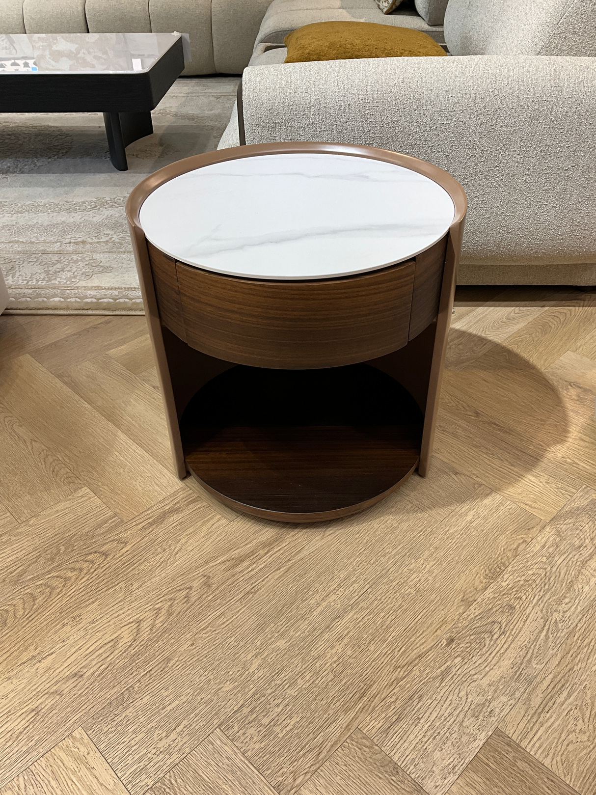 Side Table 2338 (49.5 cm Cube)