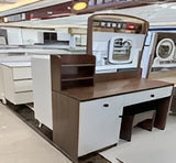 307-0.8 طاولة تزيين