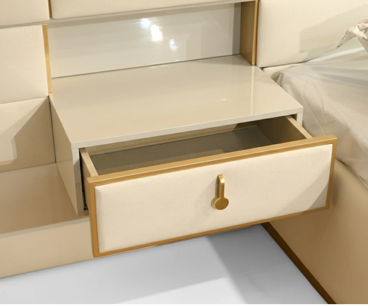 Bedroom set