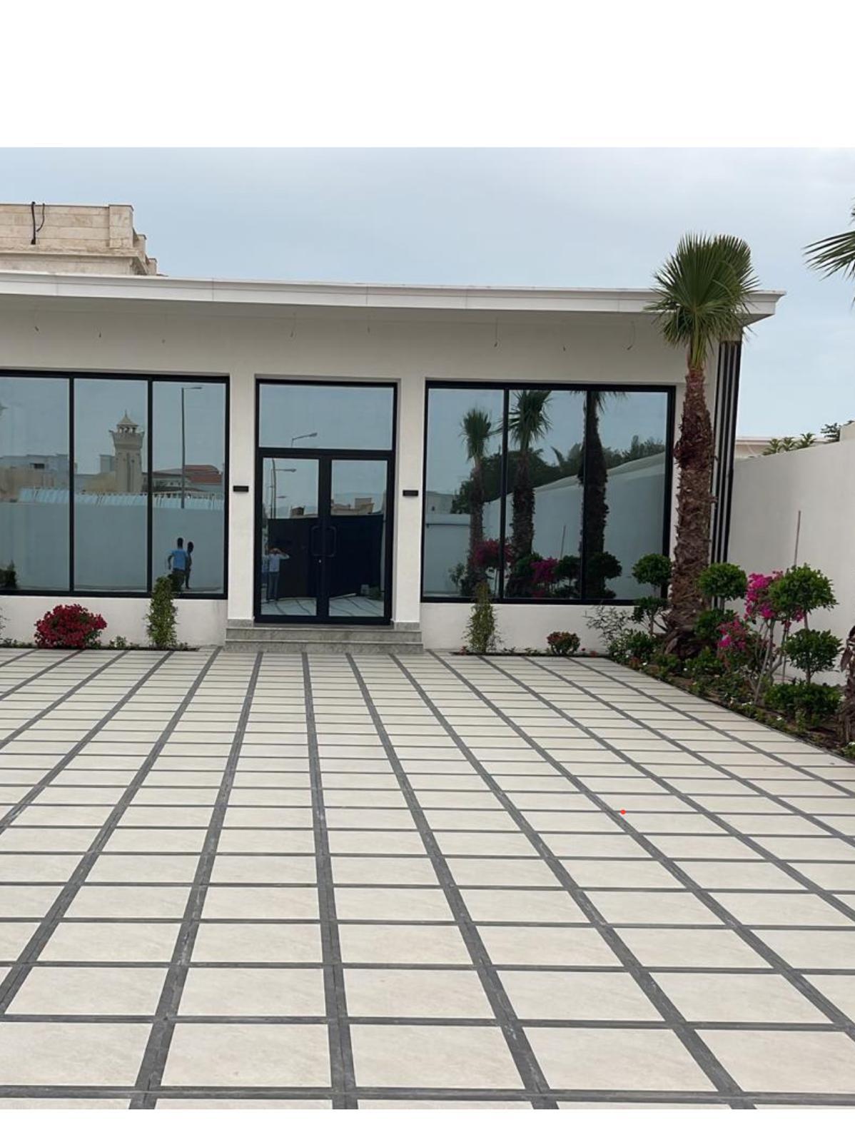 Tile  Quartz White Black BRD – 20SP