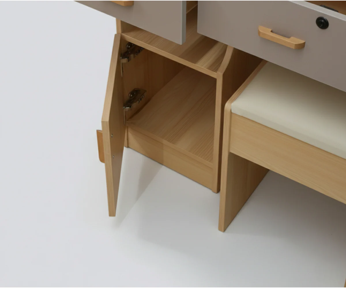 9T001 Bedside Table