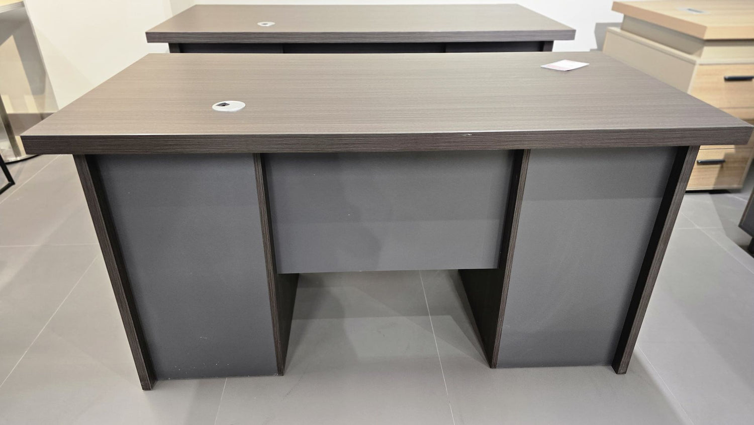 1.4M Office Table
