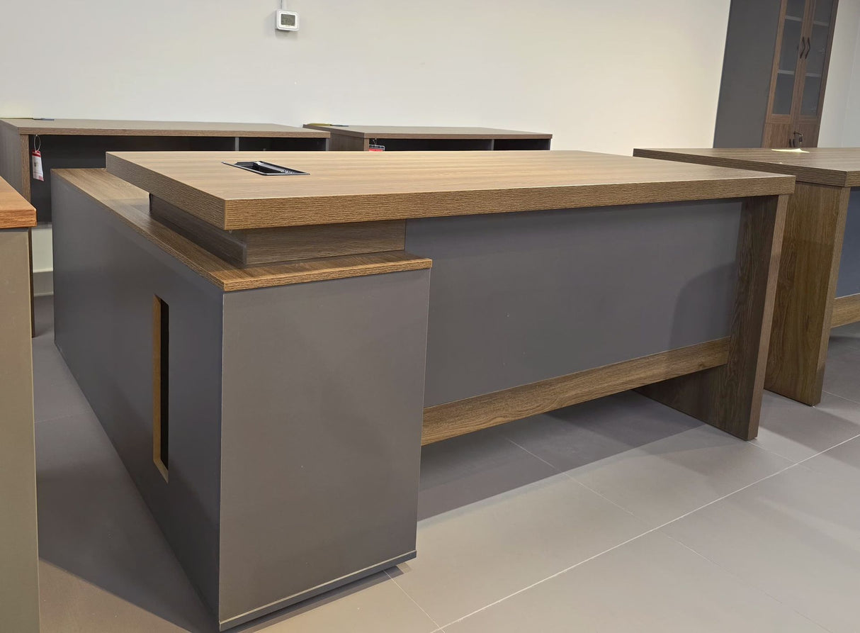 Wooden Office Table-(1600x800x760mm)