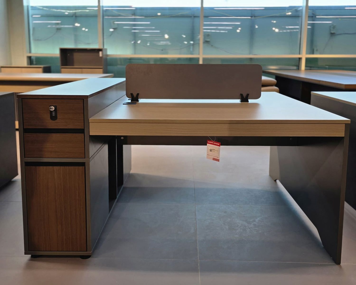 Work Station 18-215A (1400*1200*870)