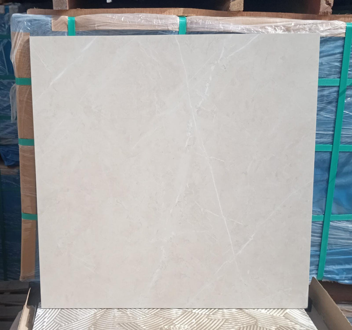 Tile Prozzo 83120 600x600