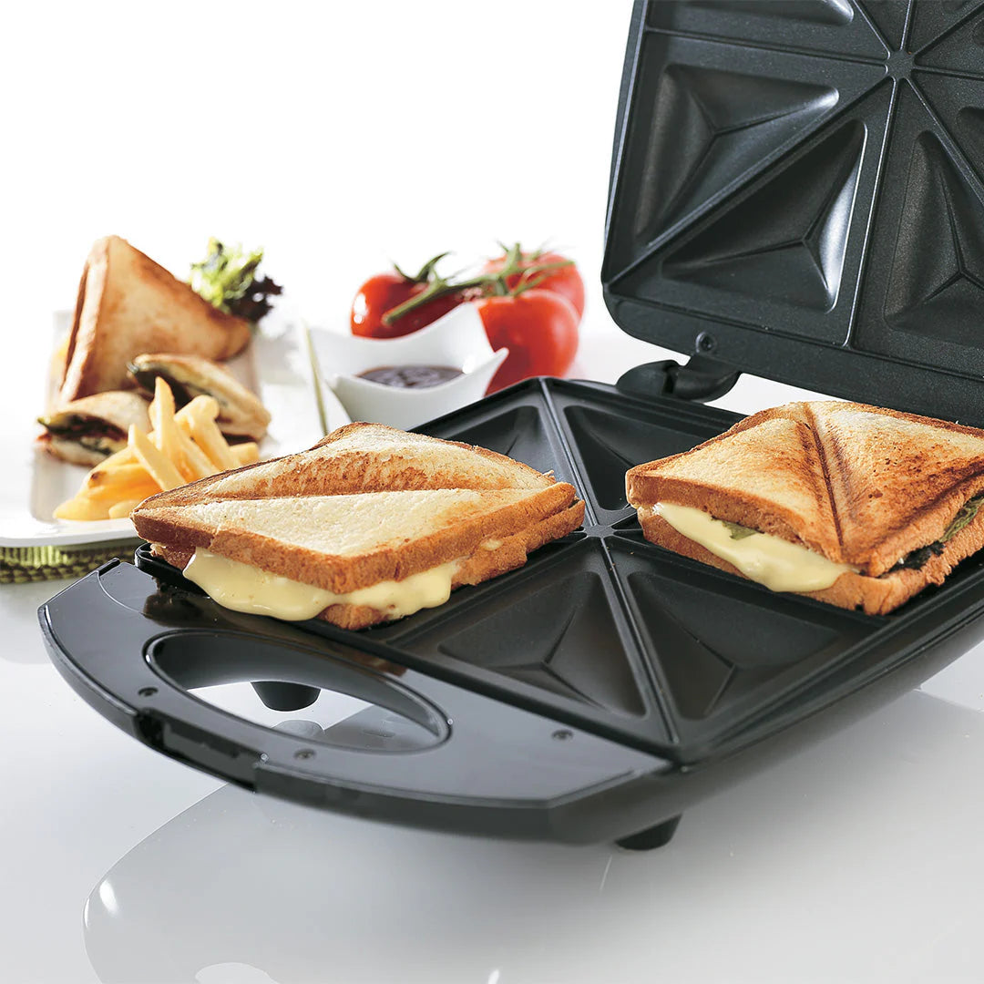 Black+Decker 1400W 4 Slots Non-Stick Sandwich Maker