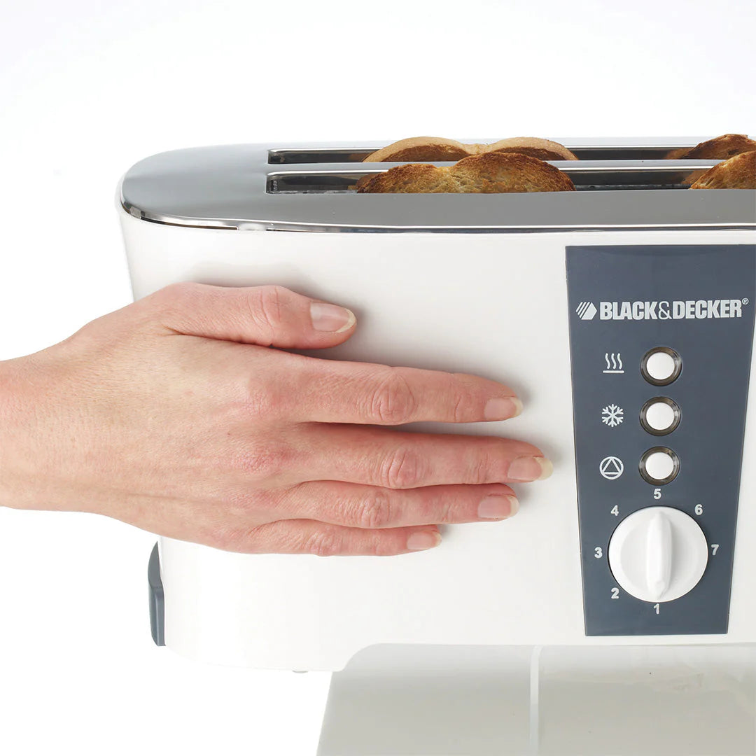 Black+Decker 4 Slice Long Slot Cool Touch Toaster