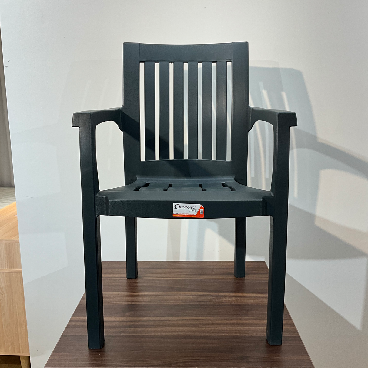 Fesleğen Monoblock Armchair in Dark Green (model CT013, code 96)