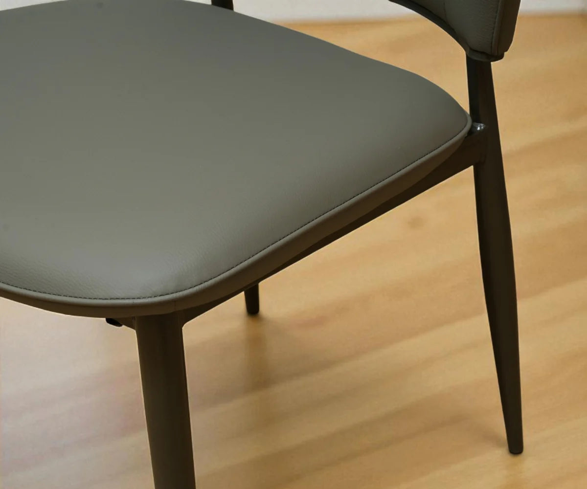 كرسي طعام رمادي داكن