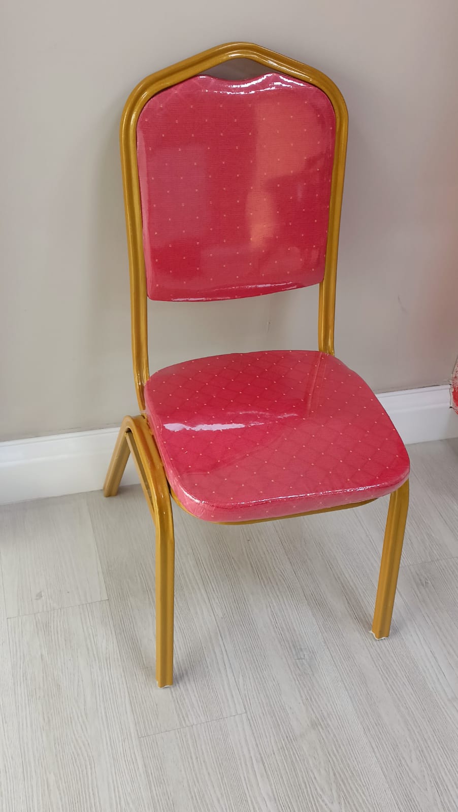 JW Banquet Chair – Elegant Gold Finish