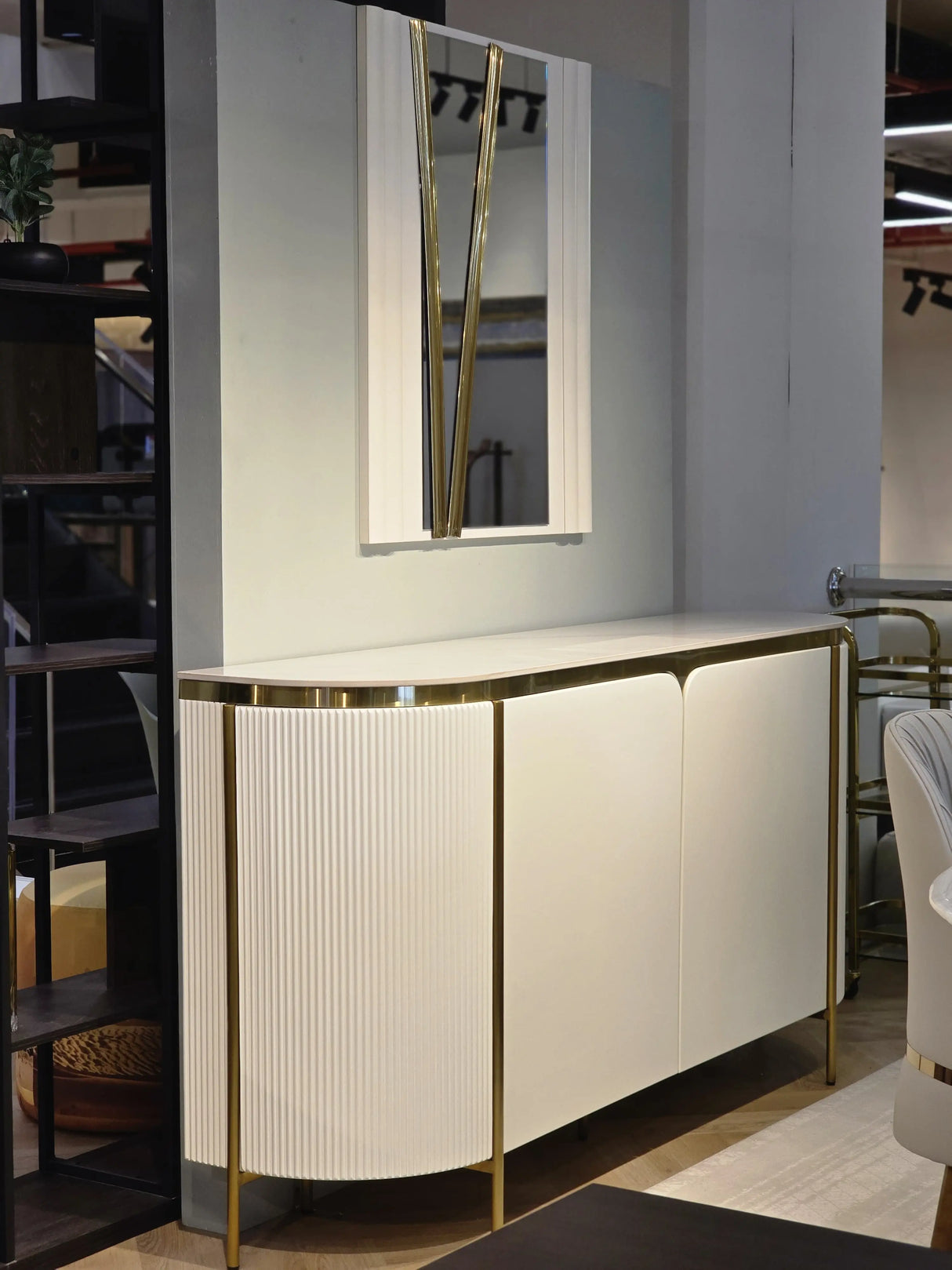 M252 Console Table – 150×40×90 cm