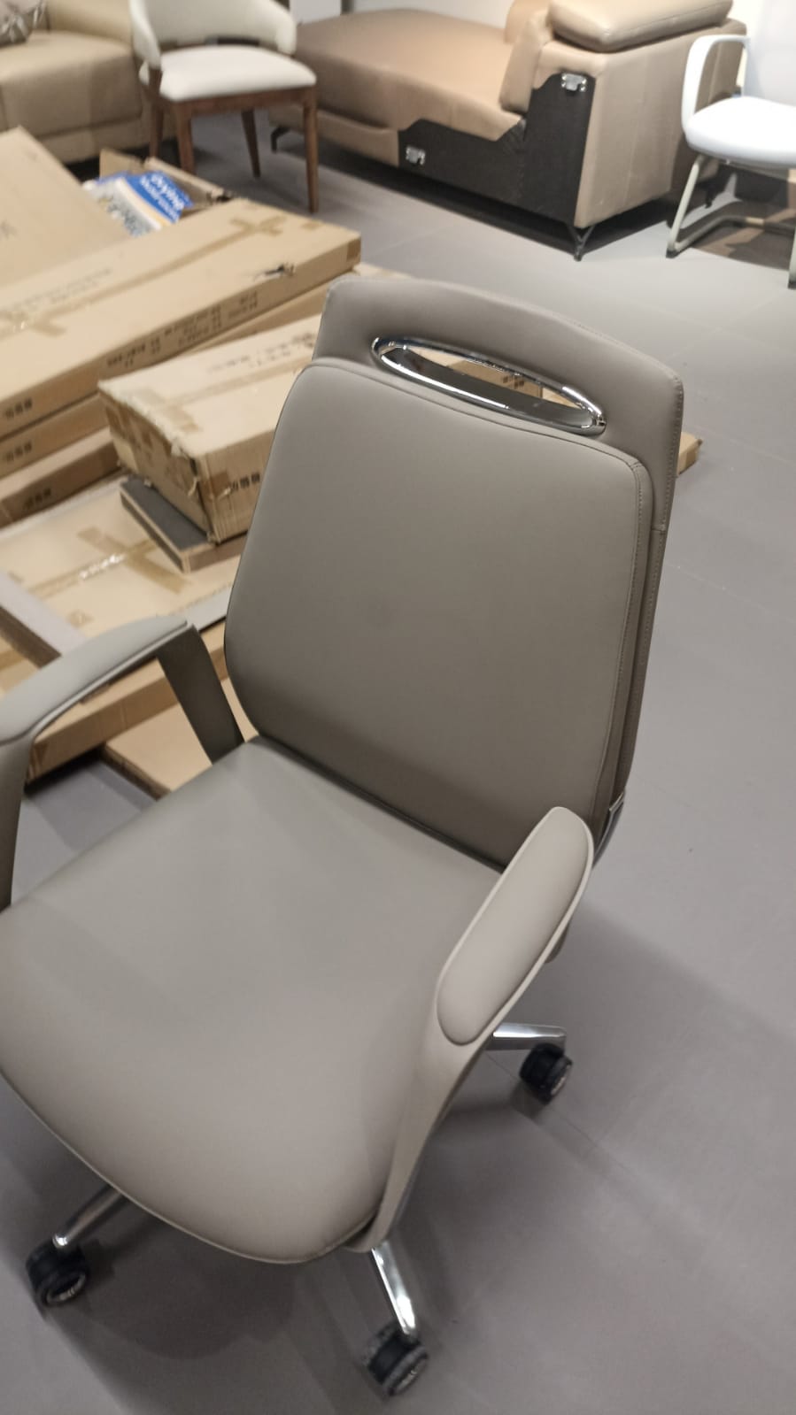 Medium Back Office Chair B828 – Grey (Executive)