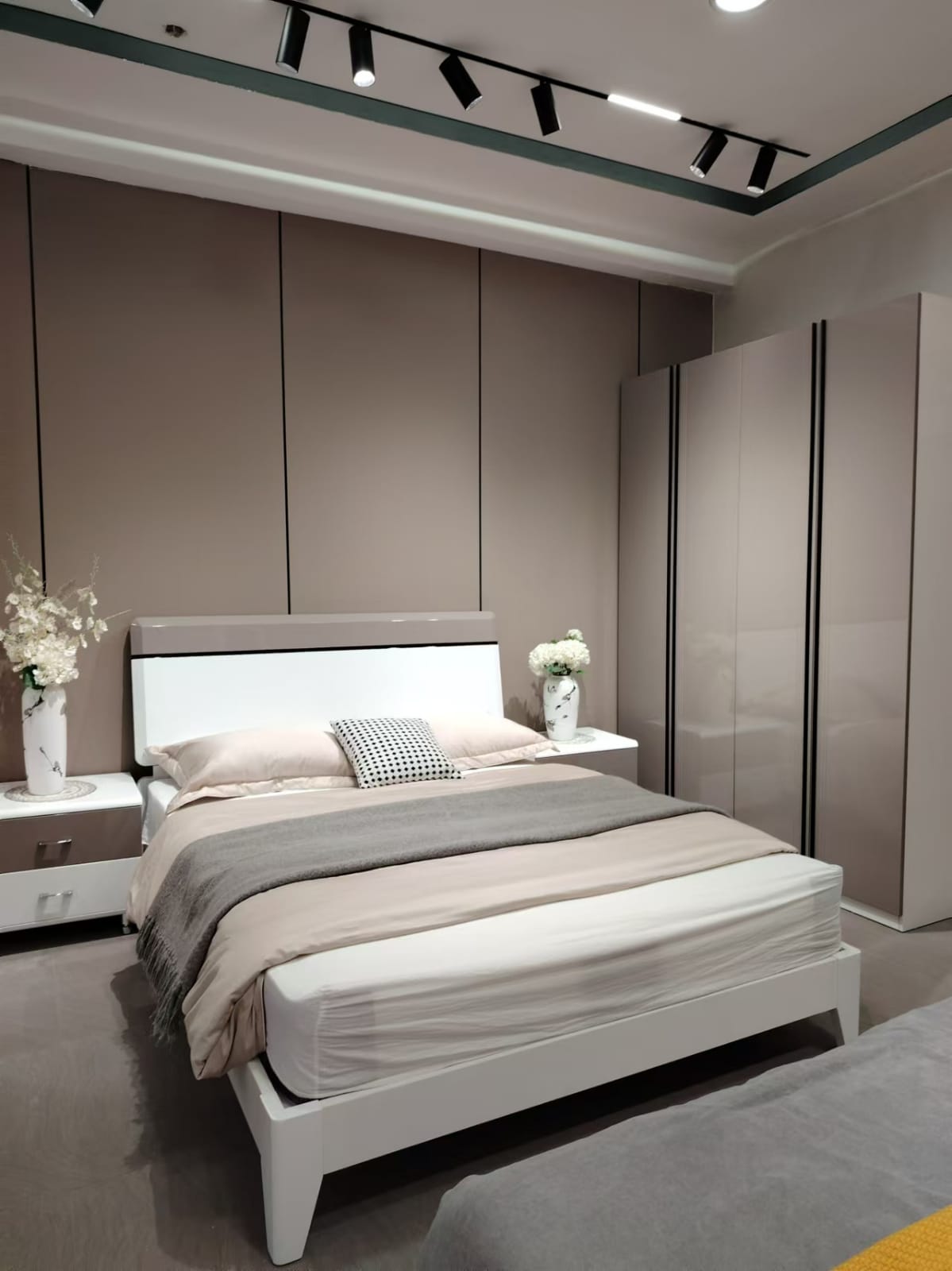 Bedroom Set P033