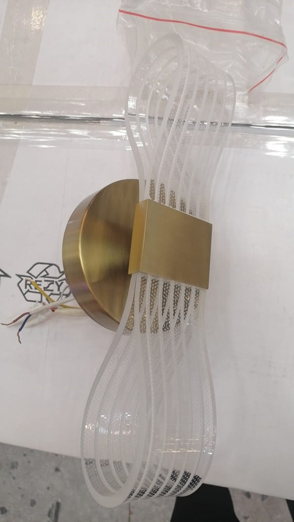 Ribbon LED Wall Lamp Gold