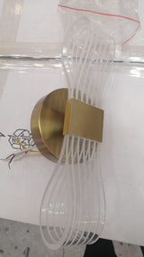 مصباح حائط LED ذهبي اللون على شكل شريط 