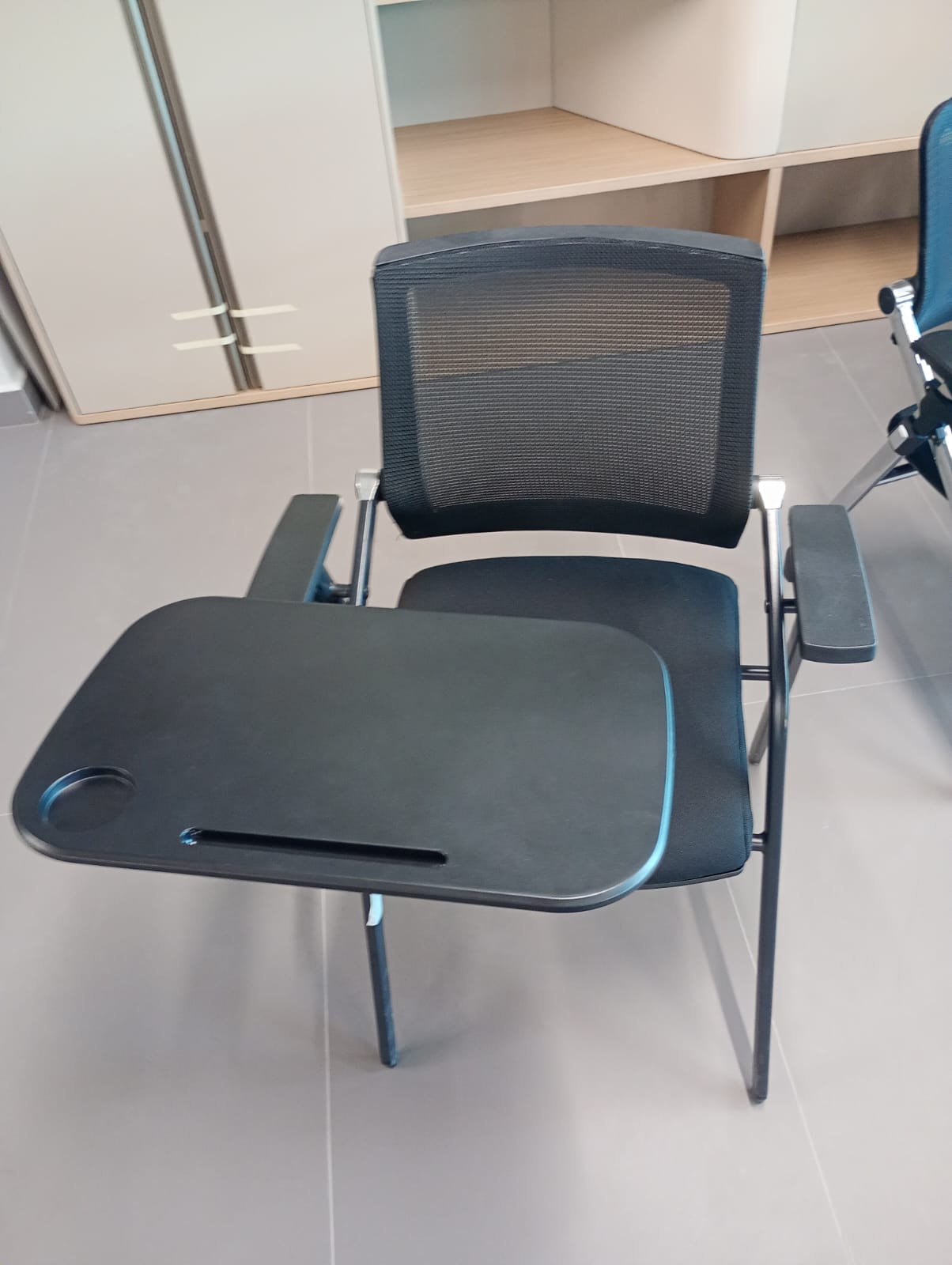 Student Pad chair A05