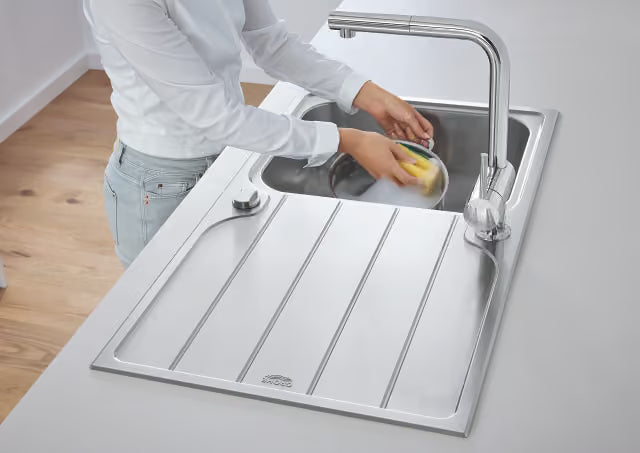GROHE Minta 32168000 Chrome Pull-Out Kitchen Sink Mixer Tap